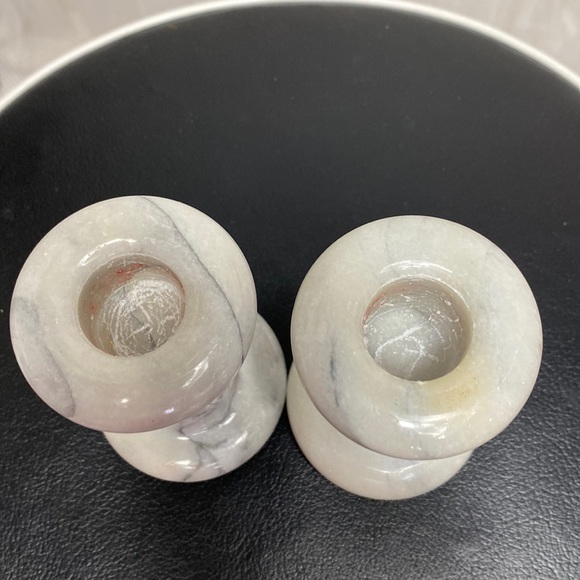 Beacon hill’s marble candle holders - Picture 3 of 7